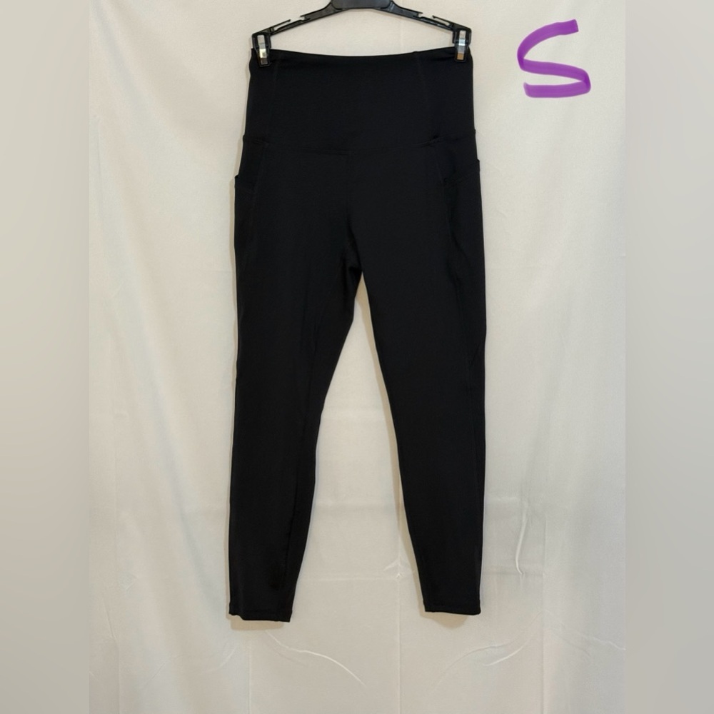 Sleek Black Women's Leggings